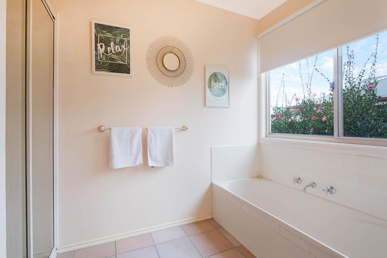 Pelican Lake Holiday House Merimbula Exterior foto